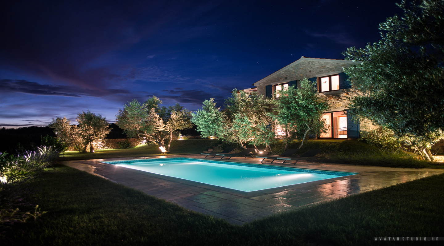 #caption0 VILLA TESSA